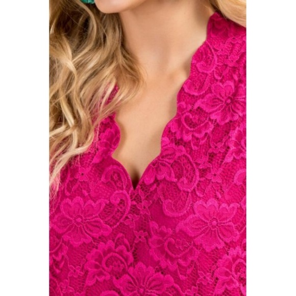 Wren Gigi Scallop Open Back Lace Shift Dress - Picture 4 of 5